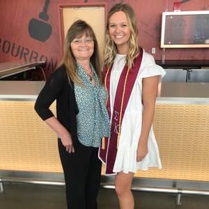 Meet your Posher, Tracy